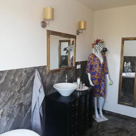 Glam Apartman Apartment *