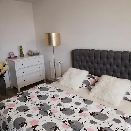Glam Apartman Hustopece