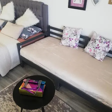 Glam Apartman * Hustopece